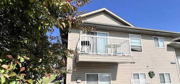 4803 W 54th Ave #3, Camrose, AB T4V 5B1