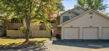 18681 Clear View Ct, Minnetonka, MN 55345