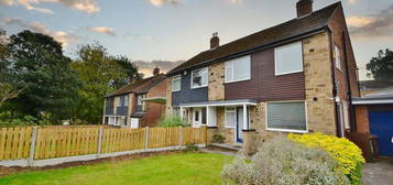 3 bedroom semi-detached house