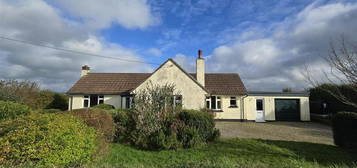 2 bedroom detached bungalow to rent