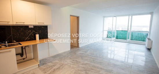 Appartement  à louer, 4 pièces, 3 chambres, 71 m²