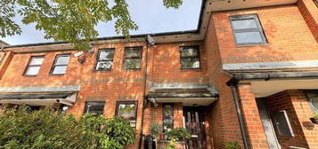 Terraced house to rent in Gaynesford Road, London SE23