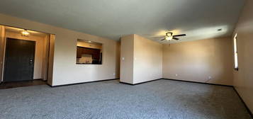 503 Columbia Dr Apt B, Columbia, MO 65201