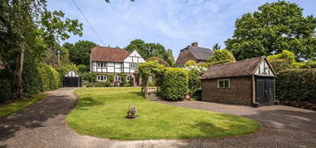 3 bed detached house for sale