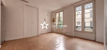 Studio  à vendre, 1 pièce, 23 m², Étage 1/–