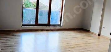 SARIYER ZEKERİYAKÖY DE 1+1 KİRALIK DAİRE