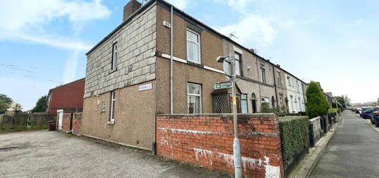 Terraced house for sale