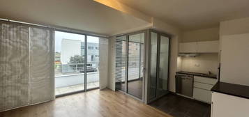 A LOUER - T2 - 42,57m² - LA COURROUZE - ST JACQUES DE LA LANDE