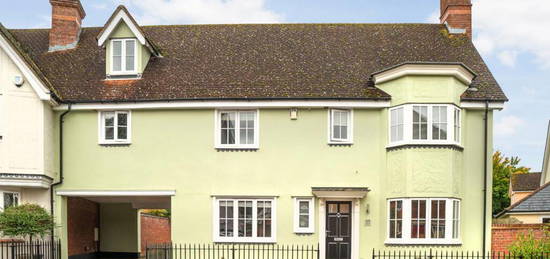 5 bedroom link detached house for sale