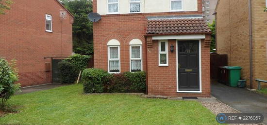 3 bedroom detached house