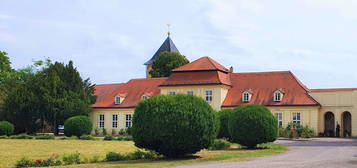 Herrliches Wohnen im Schloss Nischwitz bei Wurzen - 2 Zimmer mit Terrasse