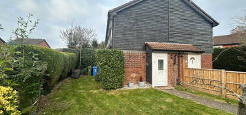 1 bedroom detached house