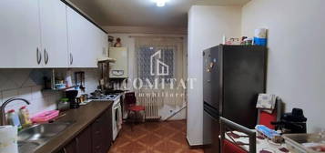 Apartament cu 3 camere | etaj intermediar | Zorilor