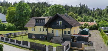 Großzügiges Haus mit zwei Wohneinheiten in ruhiger Lage, Nähe Gösselsdorfer See