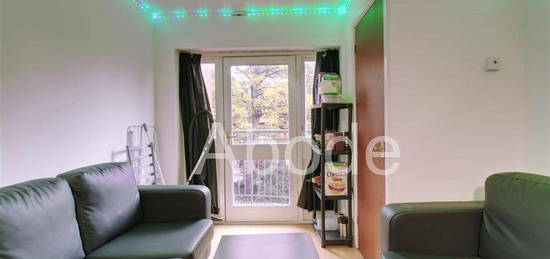 4 bedroom flat to rent