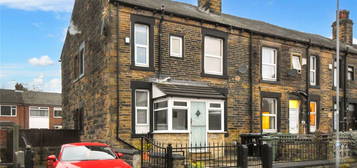 End terrace house for sale in Springfield Lane, Morley, Leeds, West Yorkshire LS27