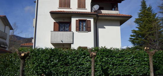 Quadrilocale in vendita in via Cerreta, 24