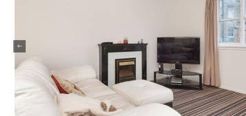 Flat to rent in Tytler Gardens, Edinburgh EH8