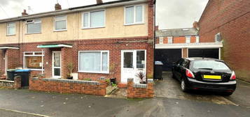 3 bedroom end of terrace house