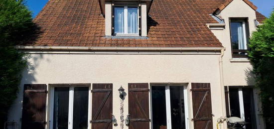 Maison  à vendre, 6 pièces, 5 chambres, 132 m²