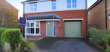 4 bed detached house for sale