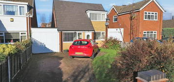 2 bedroom link detached house for sale