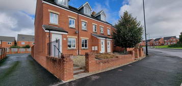 3 bed end terrace house for sale