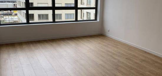 Appartement  à louer, 3 pièces, 2 chambres, 67 m²