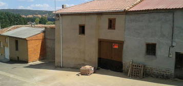 Casa en Llamas de la Ribera