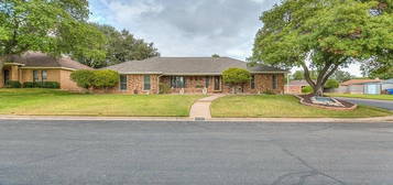 3402 Shadyhill Dr, San Angelo, TX 76904