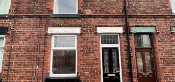 Terraced house to rent in Lockett Street, Latchford, Warrington WA4