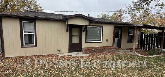 1217 6th Ave S, Great Falls, MT 59405