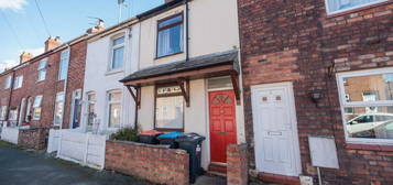 2 bed terraced house for sale