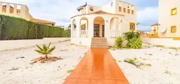 Chalet en Lomas de Cabo Roig