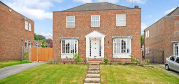 4 bed detached house for sale