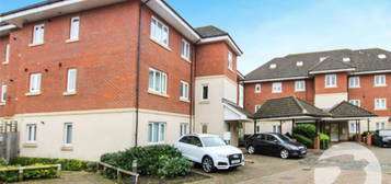 Flat for sale in Eastnor Road, London SE9