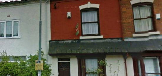 4 bedroom terraced house