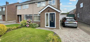 3 bedroom semi-detached house for sale