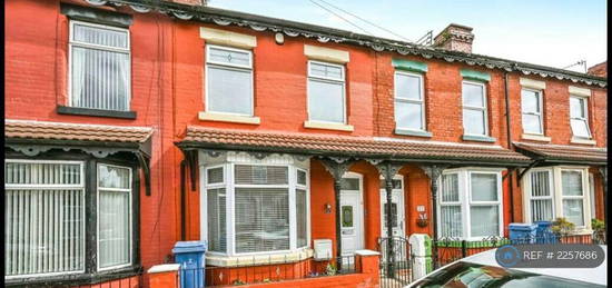 3 bedroom terraced house