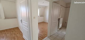 APPARTEMENT F3 83 m2