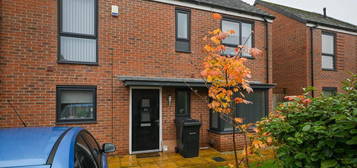 2 bedroom semi-detached house for sale