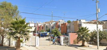 Casa en  Valle De Toluca, Los Valles, Tijuana, B.c., México