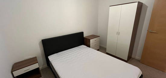 Flat to rent in Mann Island, City Centre, Liverpool L3