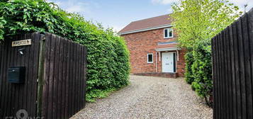 3 bedroom detached house