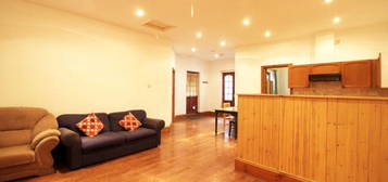 2 bedroom ground floor flat to rent