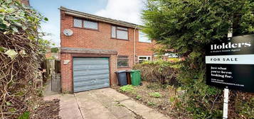 3 bed semi-detached house for sale