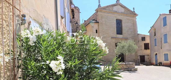 Maison  à louer, 3 pièces, 2 chambres, 44 m²