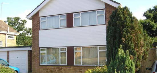 Property to rent in Great Oaks Park, Burpham, Guildford GU4