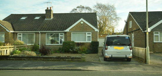 2 bedroom semi-detached bungalow for sale