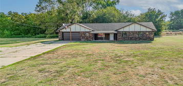 23095 W  Highway 16, Bristow, OK 74010